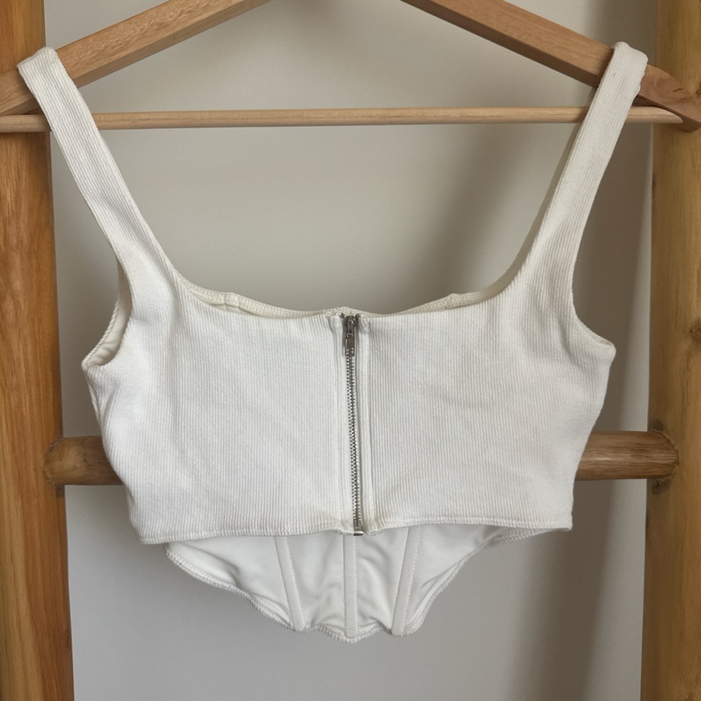 White Ribbed Crop Top - Picture 3 of 4